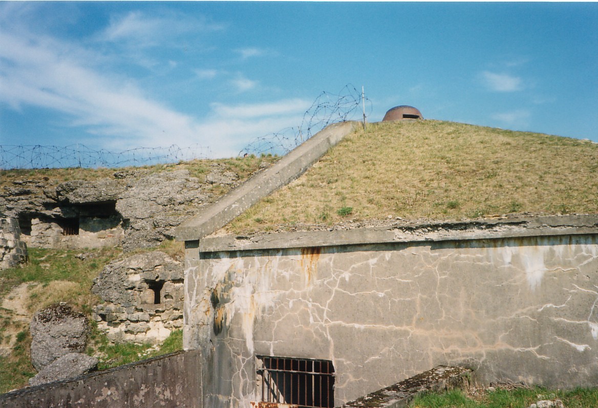 Fort Douamont - KLIK VOOR EEN VERGROTING